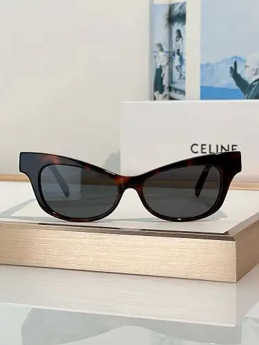 CELINE