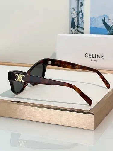CELINE
