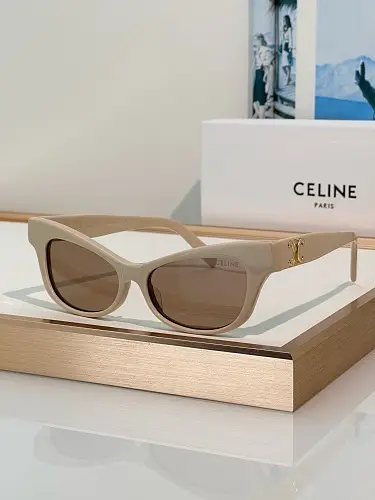 CELINE