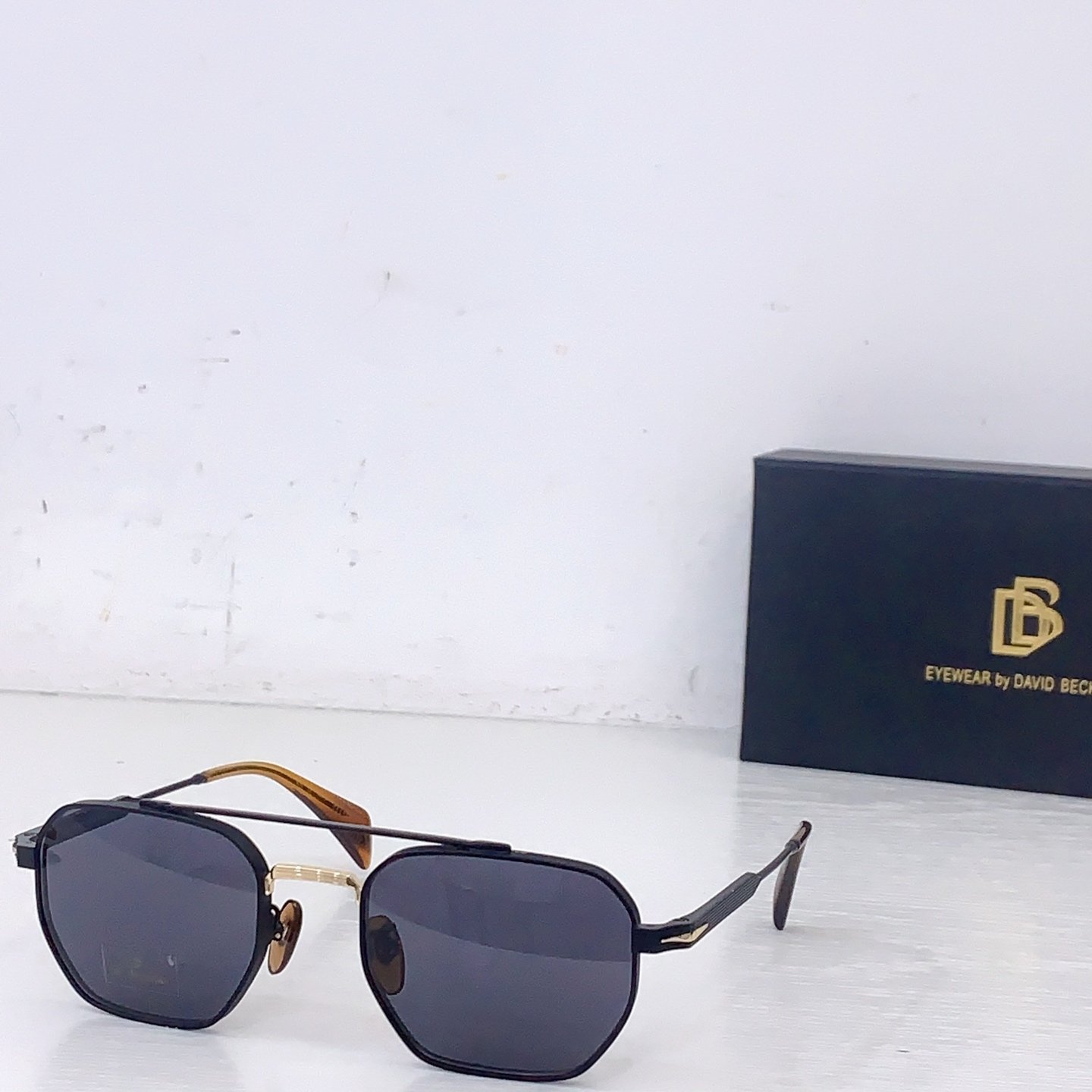 DAVID BECKHA*  MODEL：DB 1229/S SIZE：52口21-145