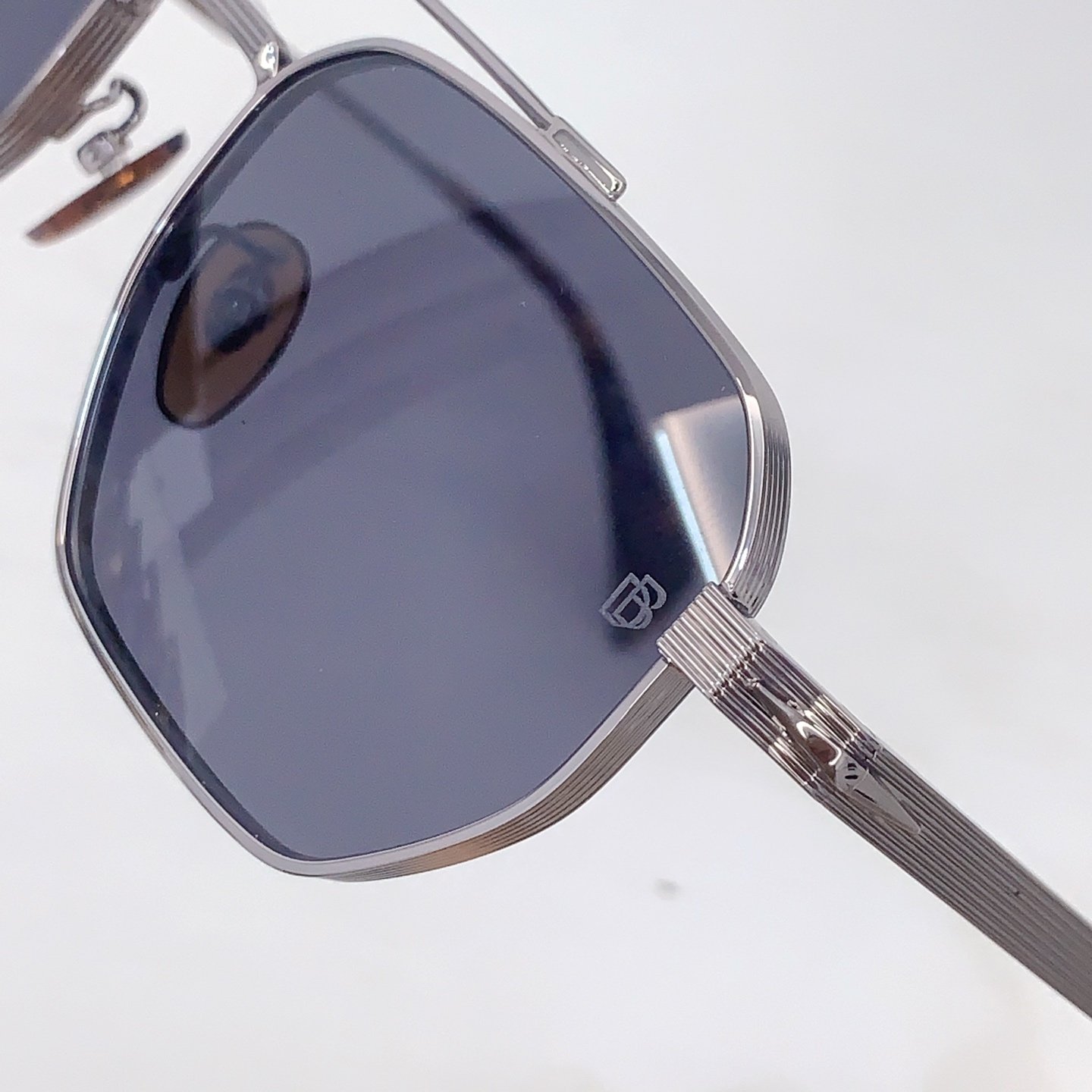 DAVID BECKHA*  MODEL：DB 1229/S SIZE：52口21-145