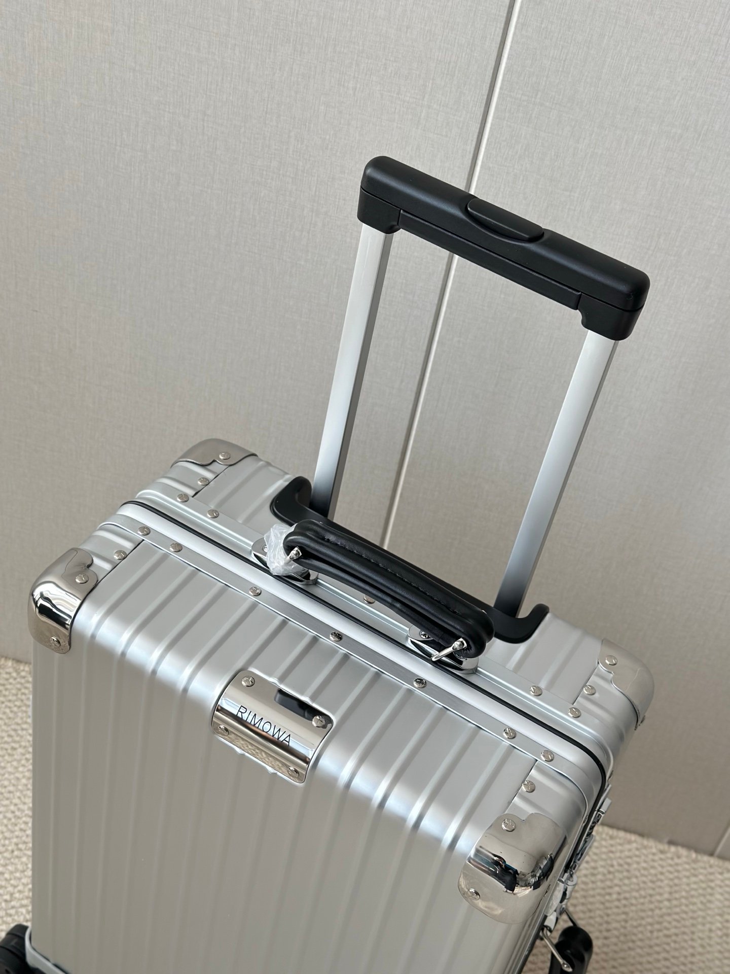 rimova2