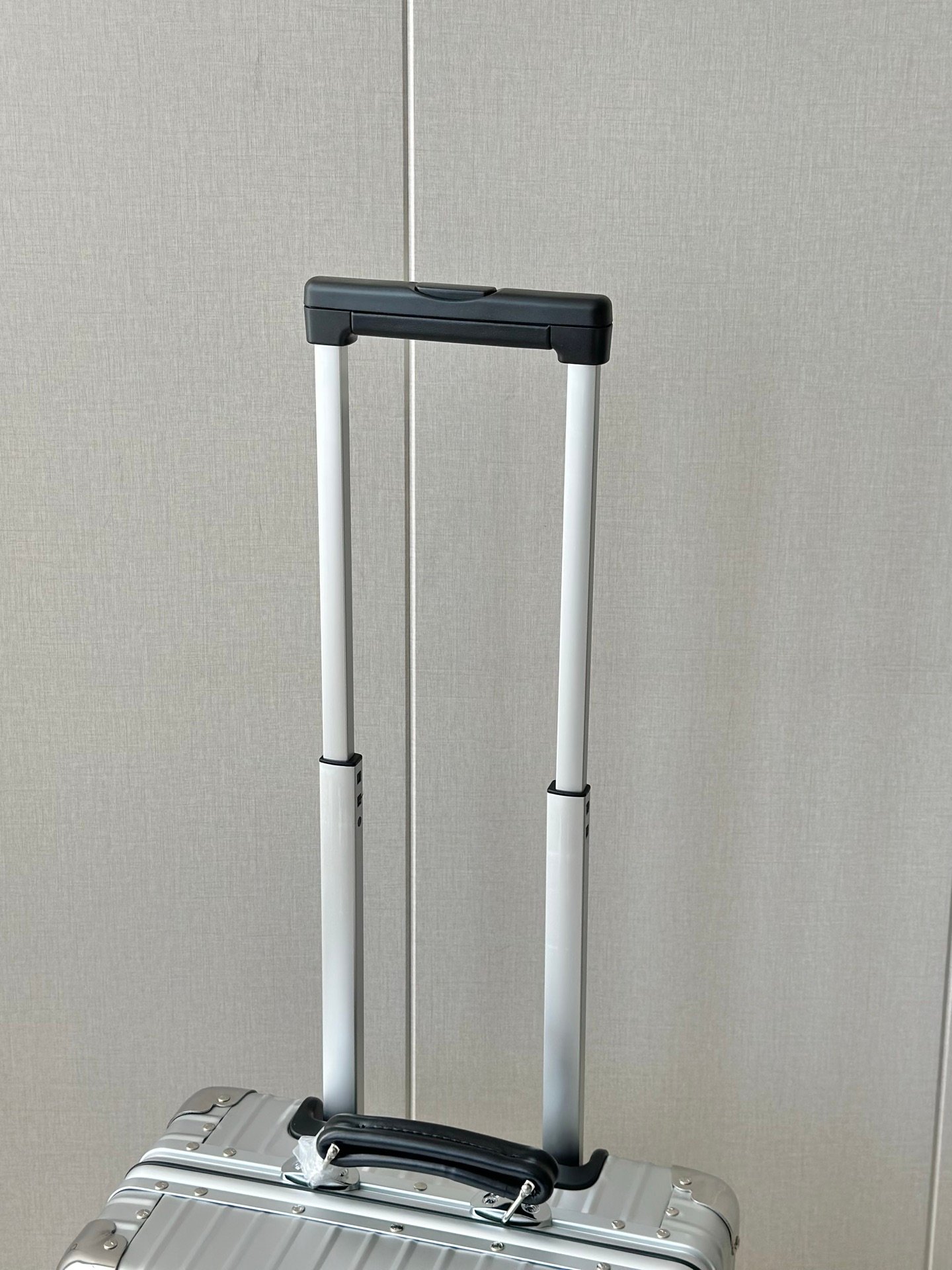 rimova2