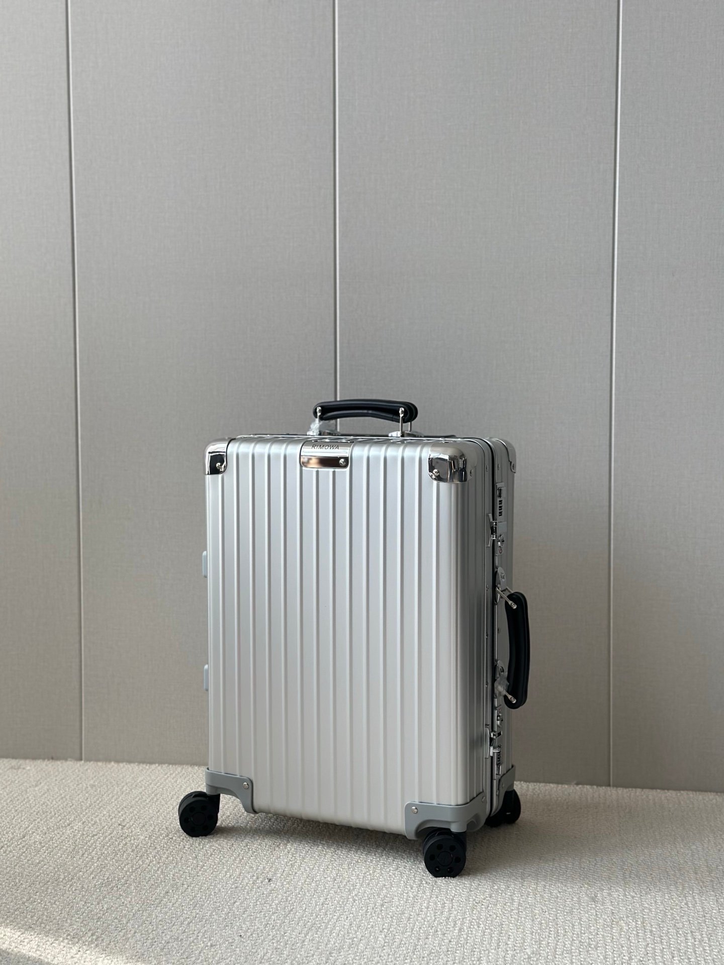 rimova2