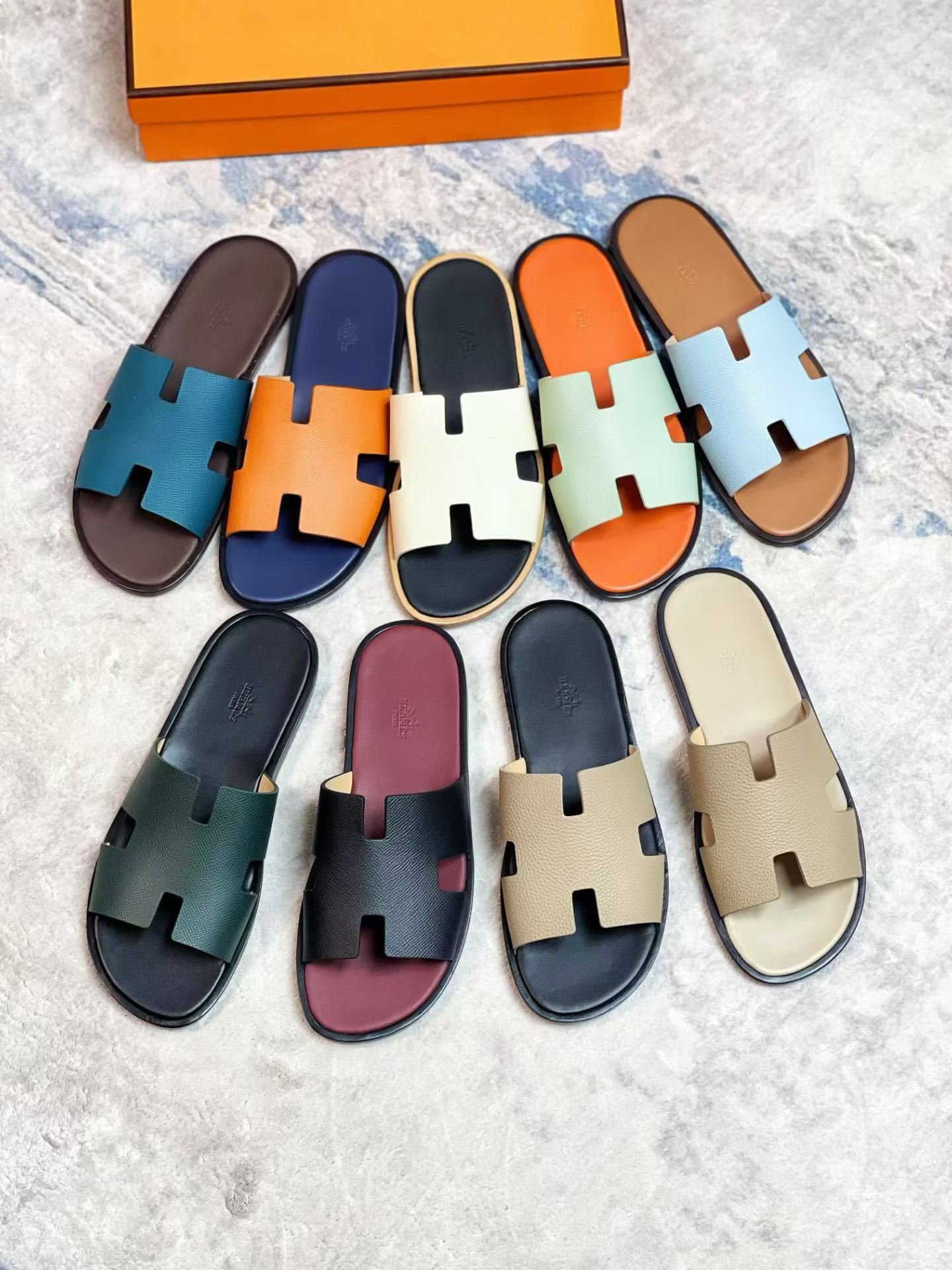 HIGH END SLIP-ONS