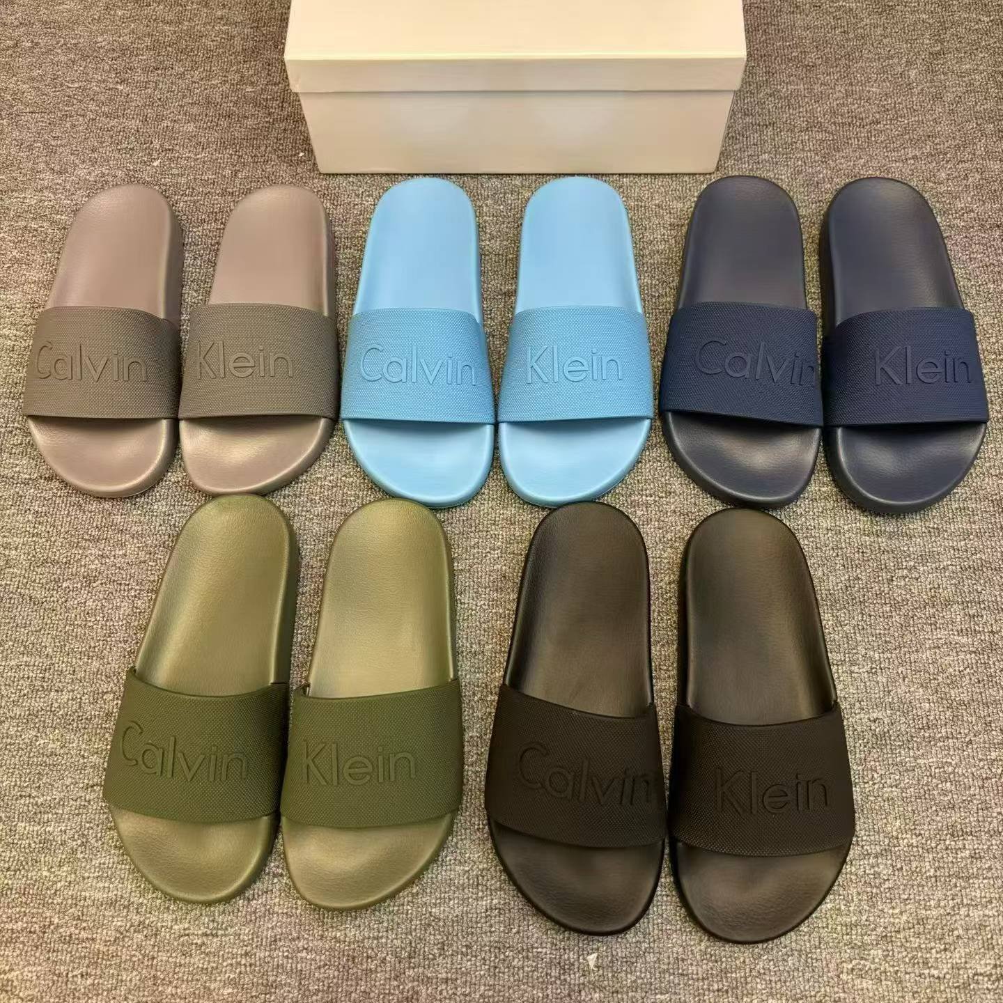 HIGH END SLIP-ONS