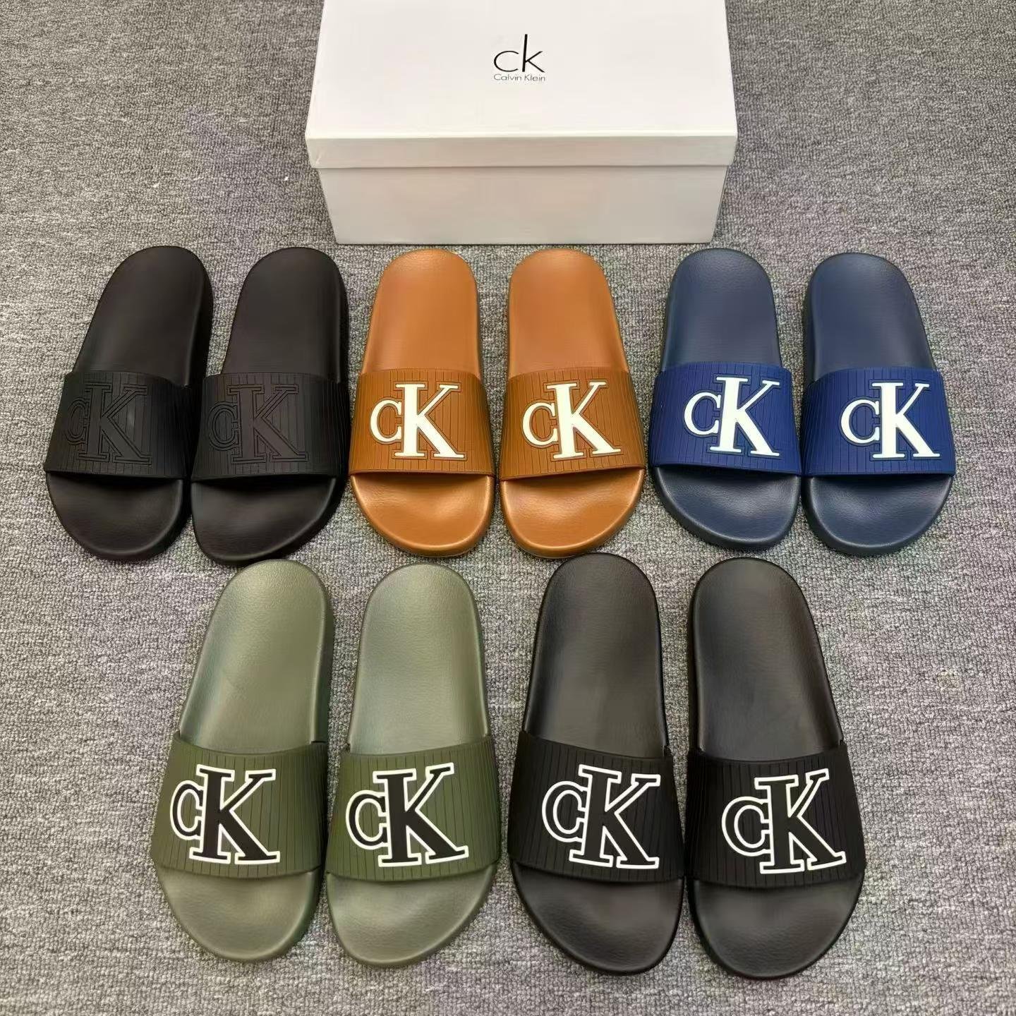 HIGH END SLIP-ONS