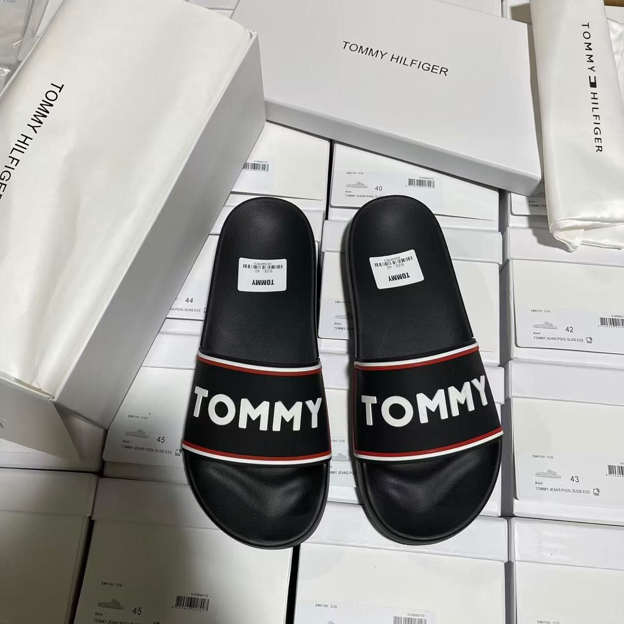 SLIP-ONS TH