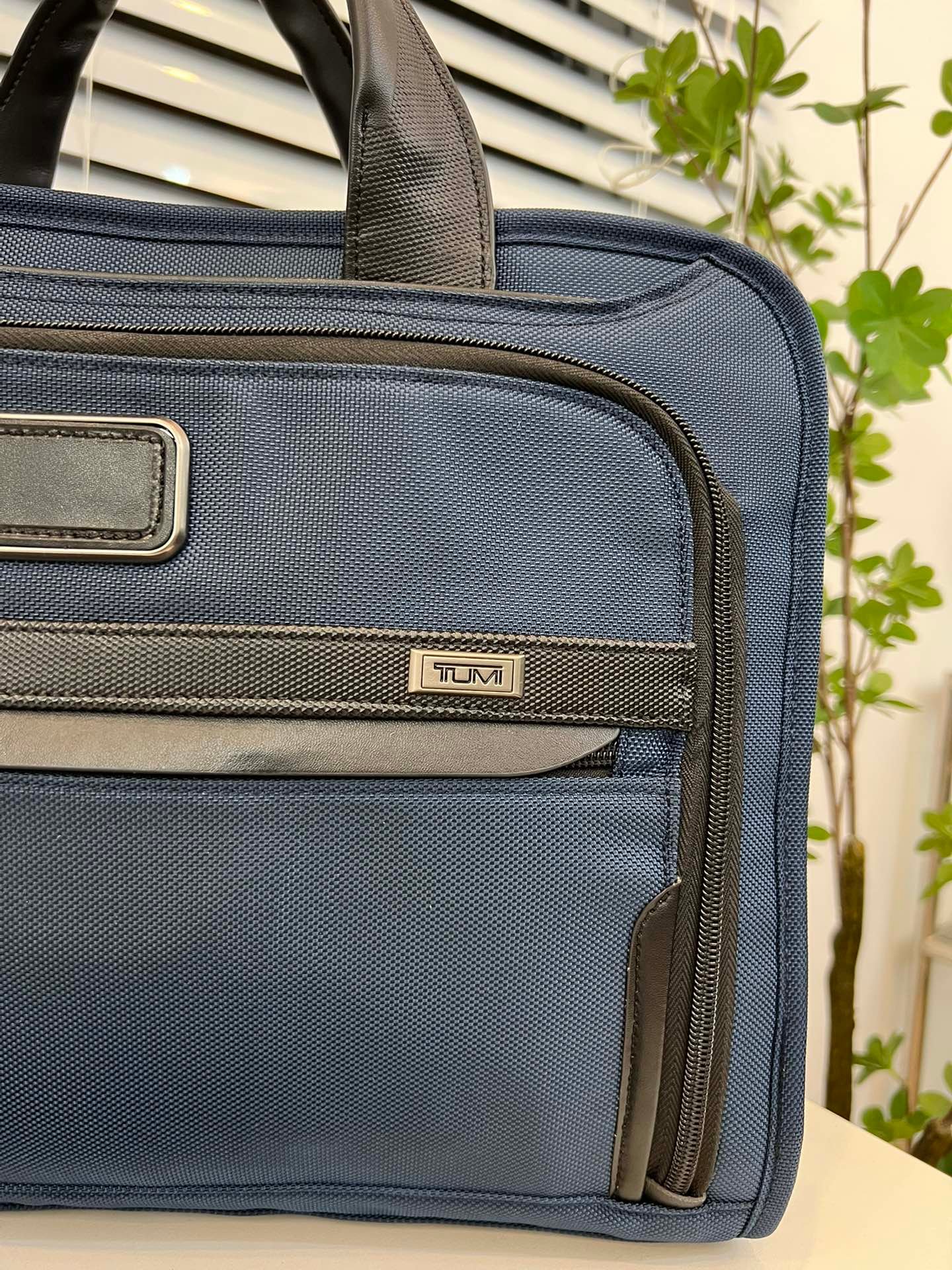 TUMI