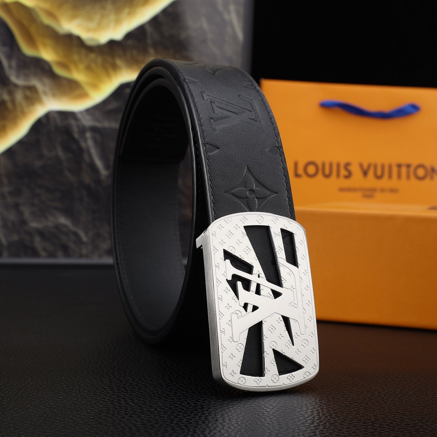 LV
