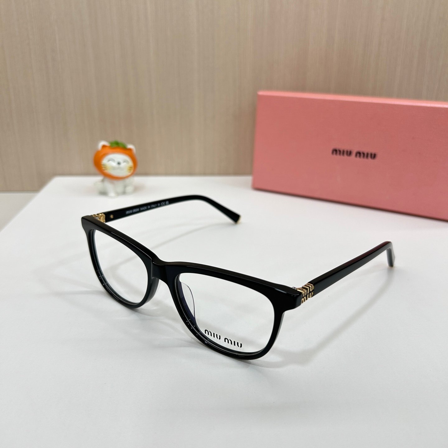 MIUMIU