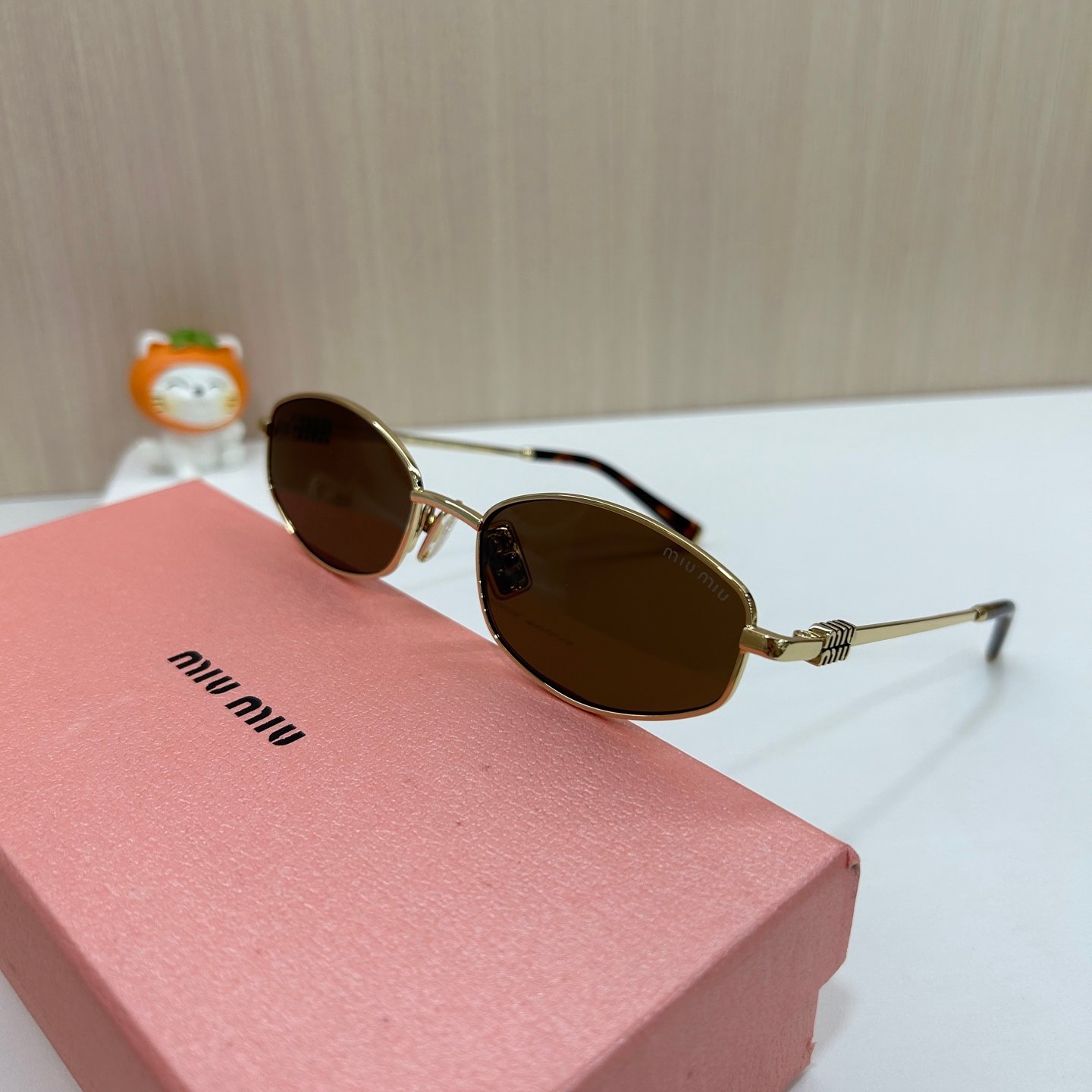MIUMIU
