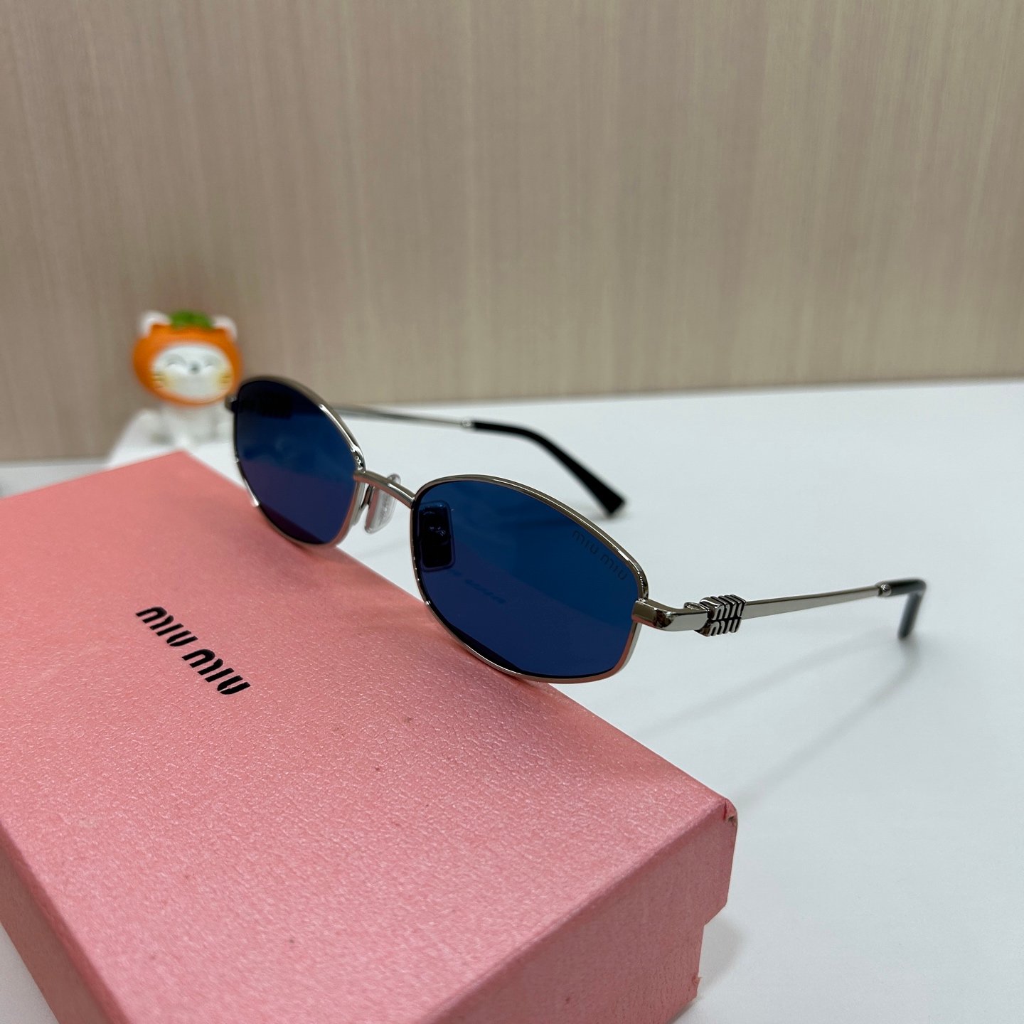 MIUMIU