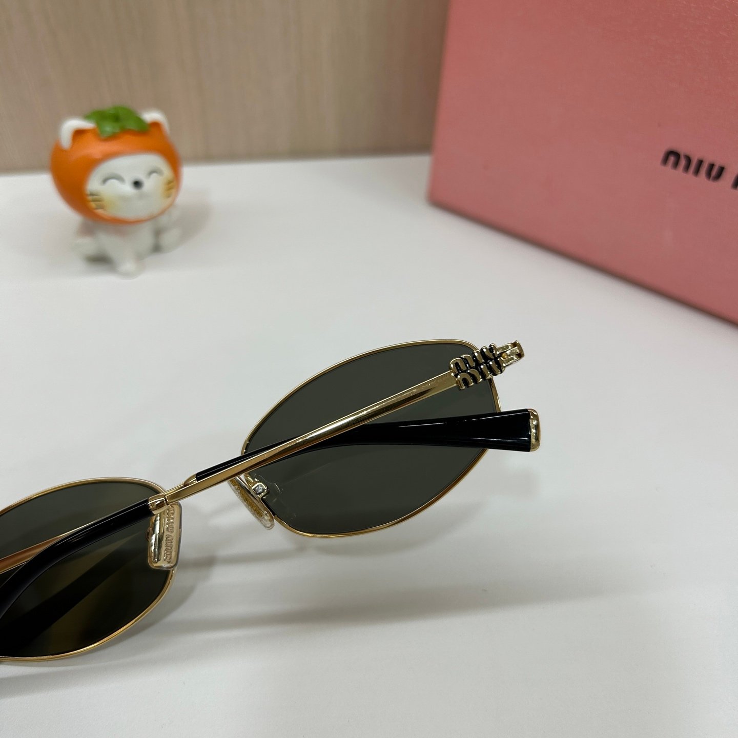 MIUMIU