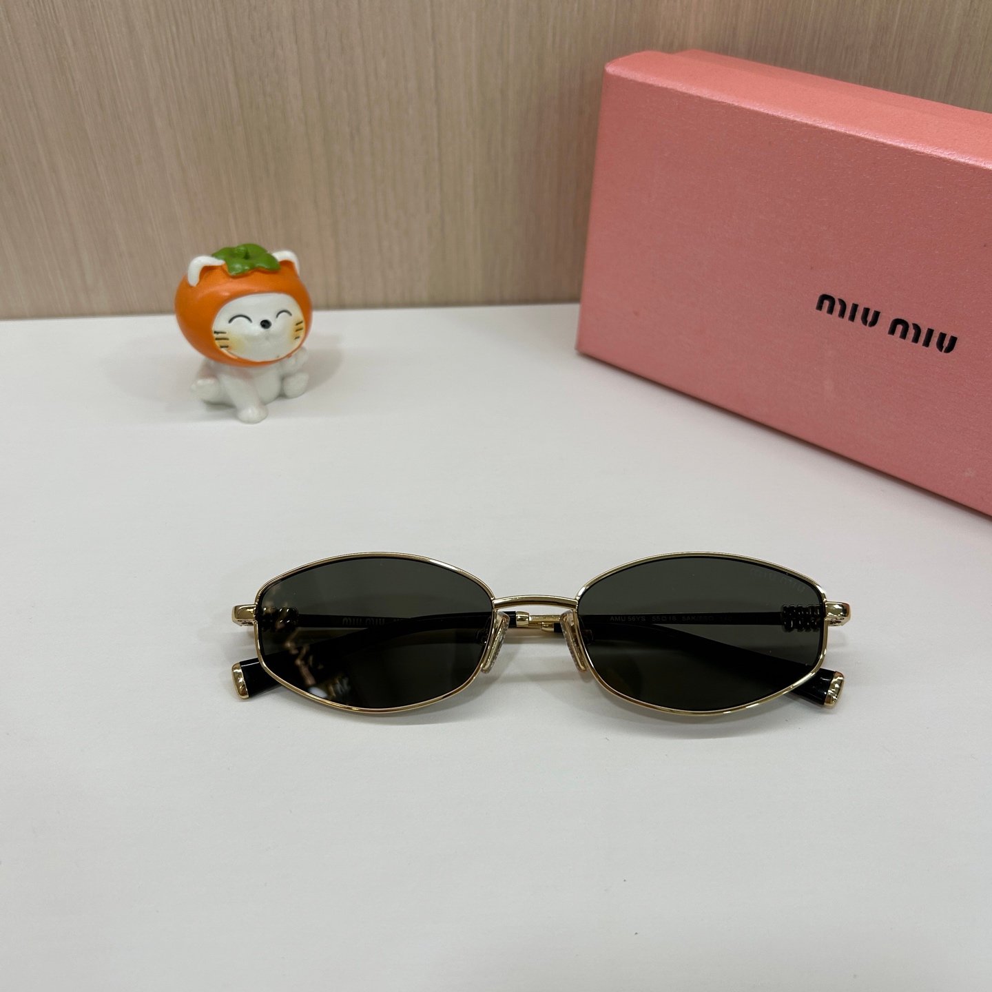 MIUMIU