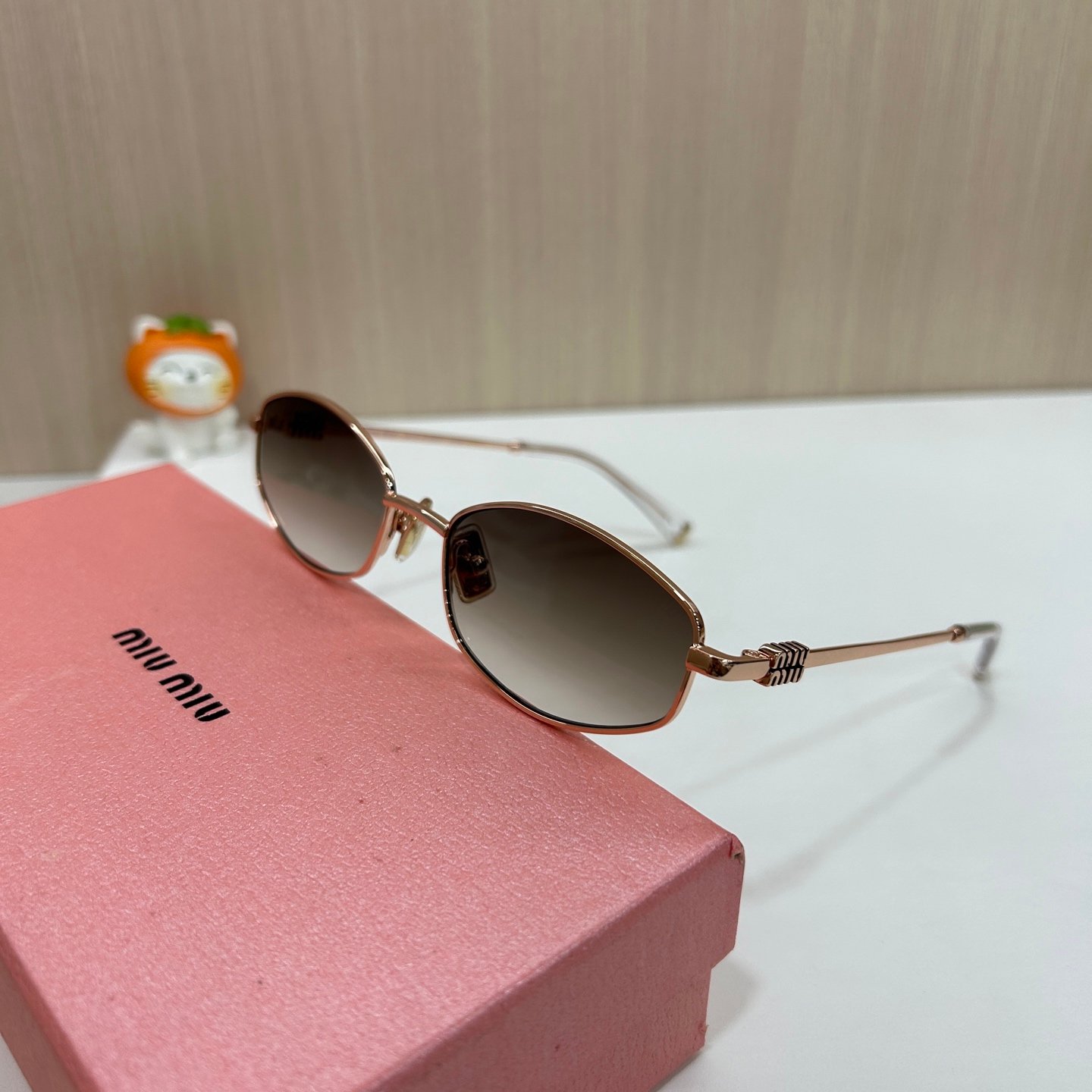 MIUMIU