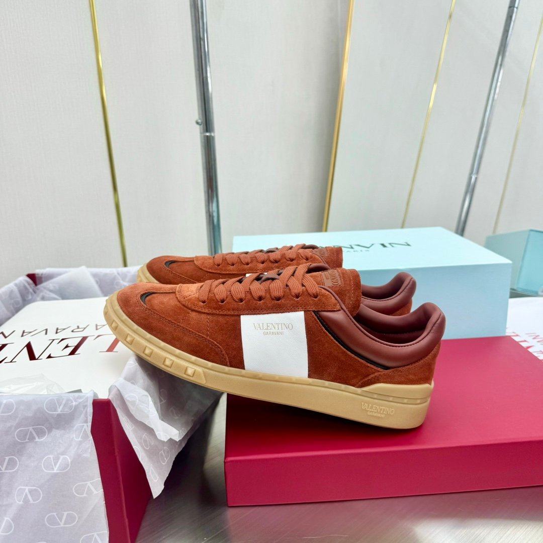 VALENTINO