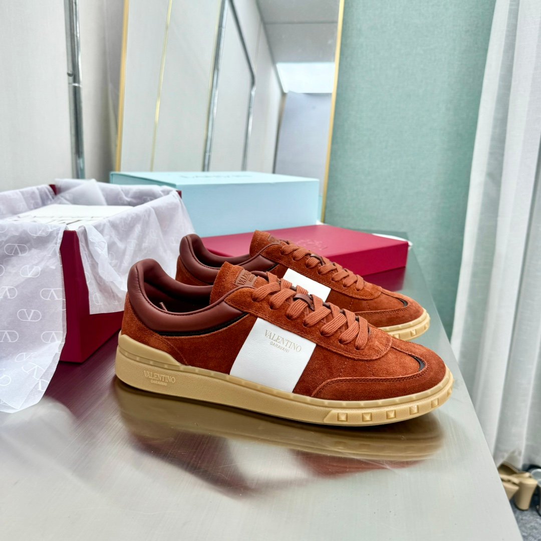 VALENTINO