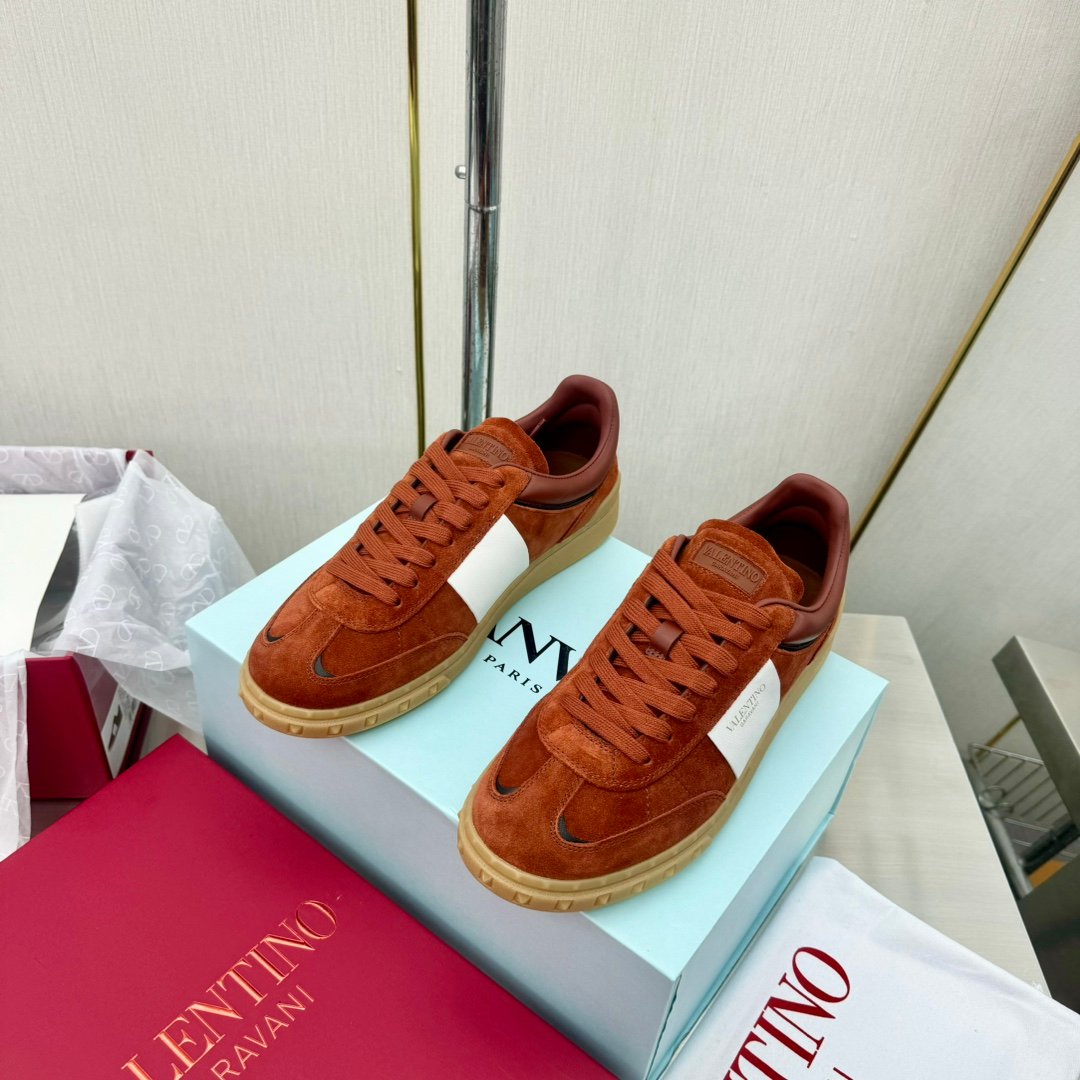 VALENTINO