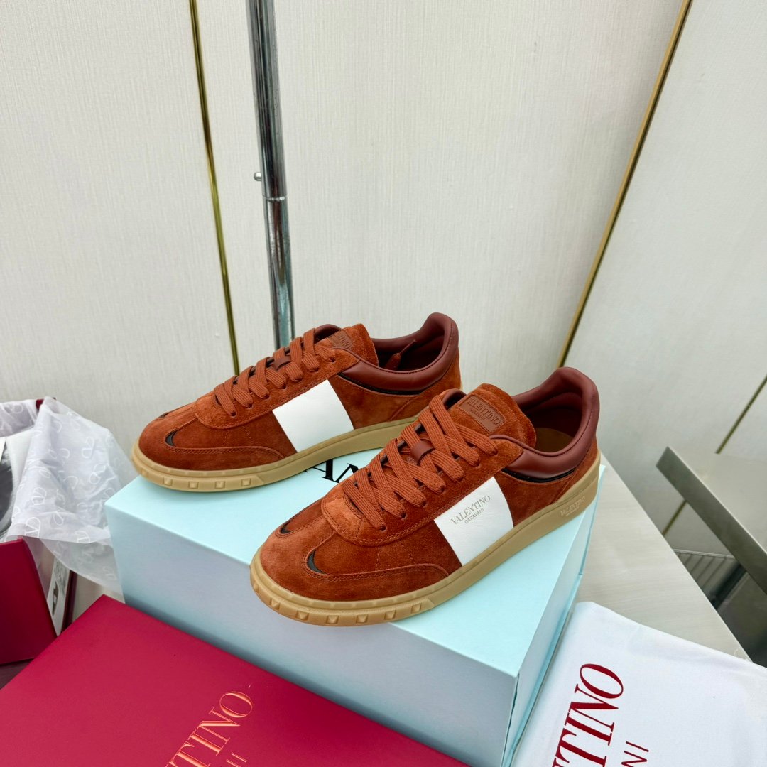 VALENTINO