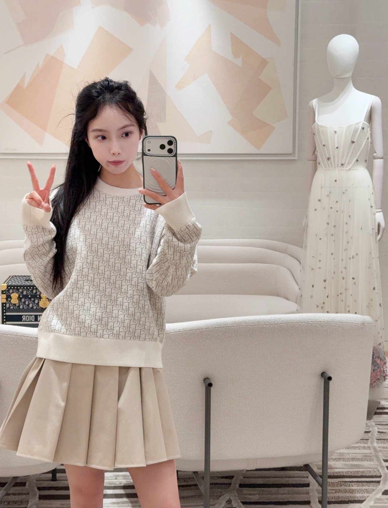 DIOR