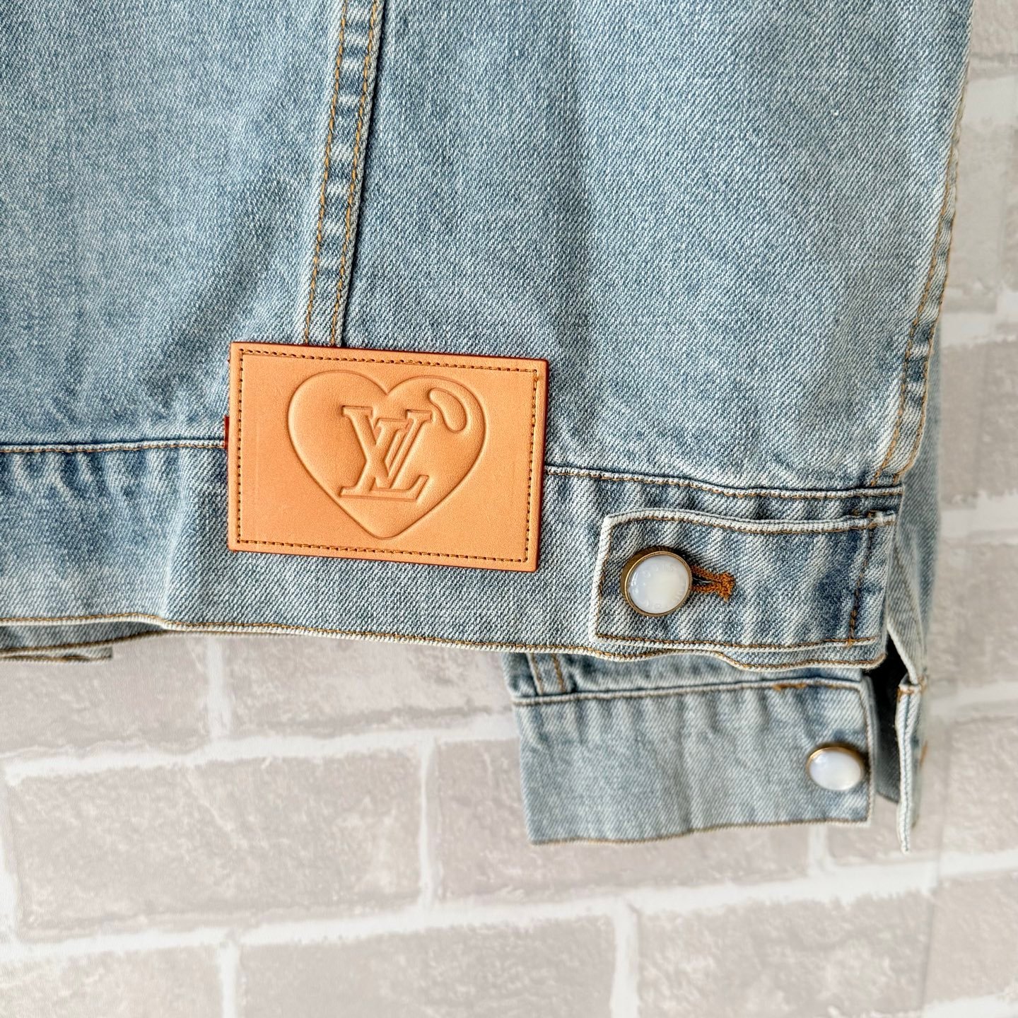 LV