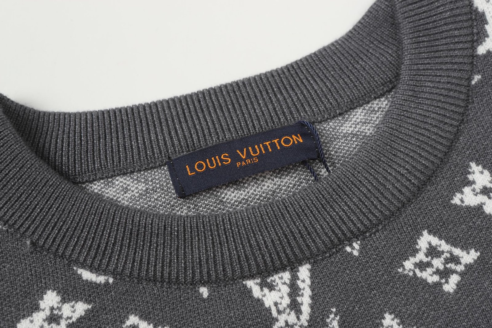 LV