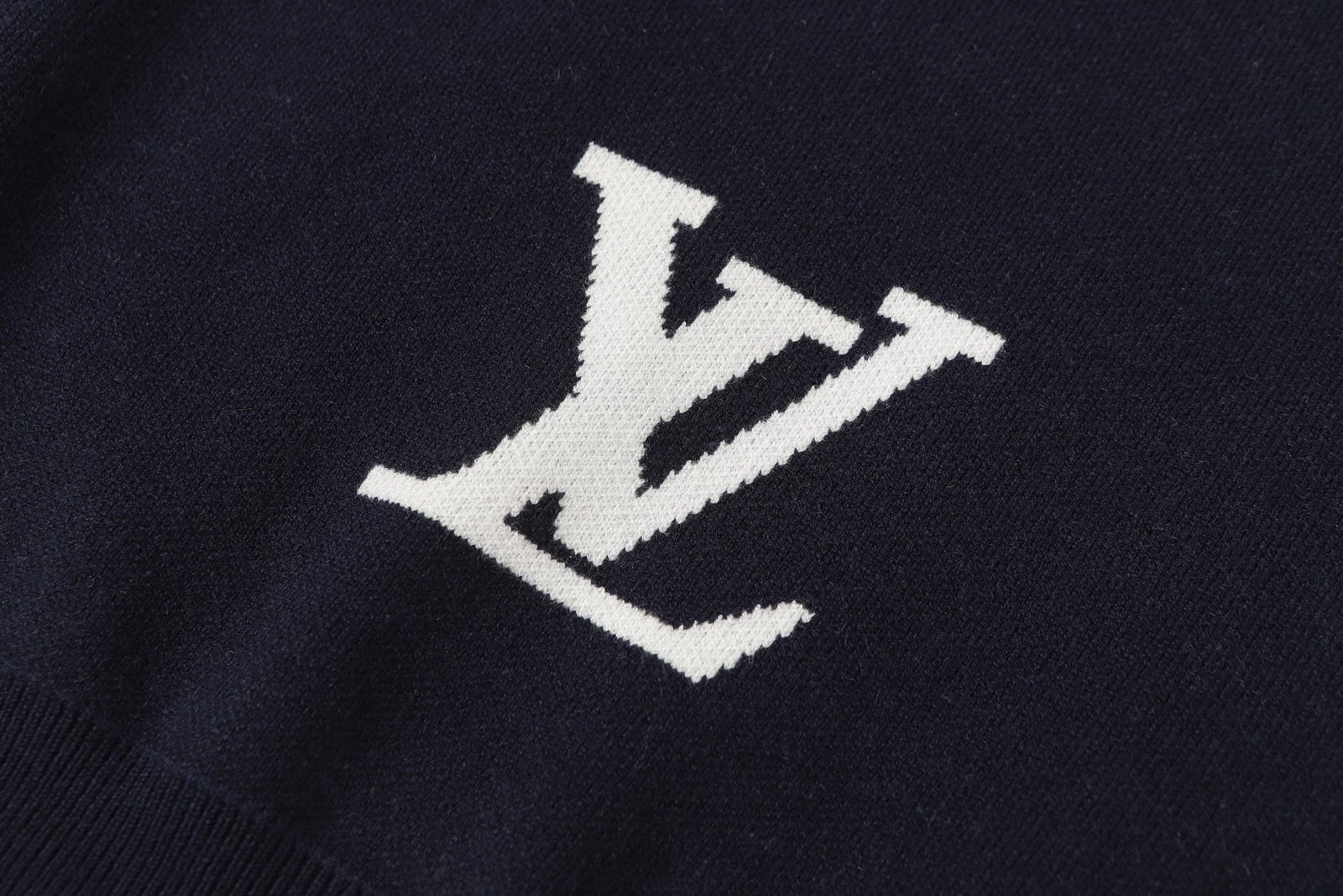 LV