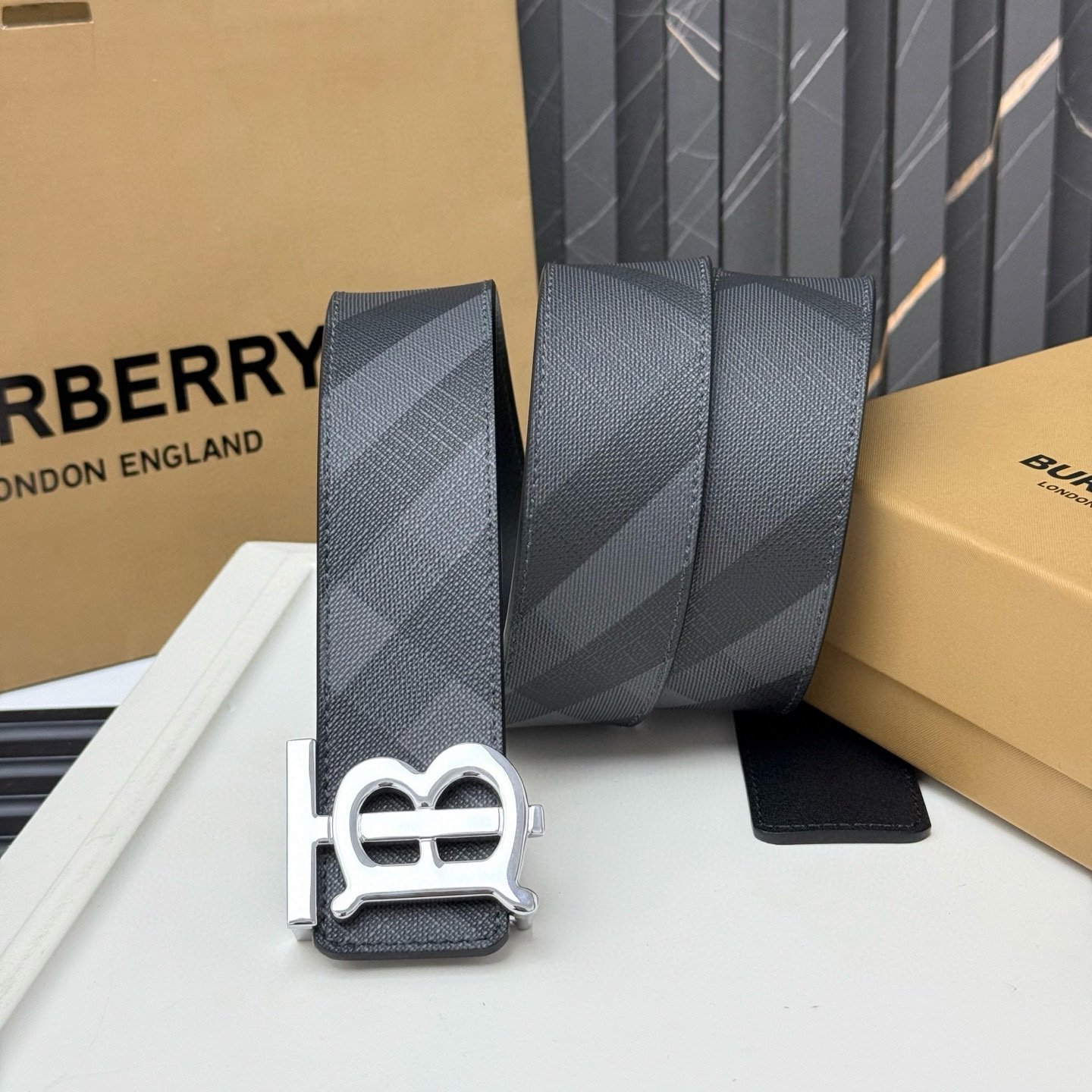BURBERRY
