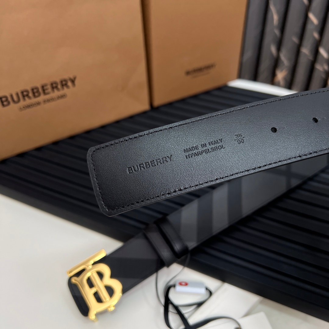 BURBERRY