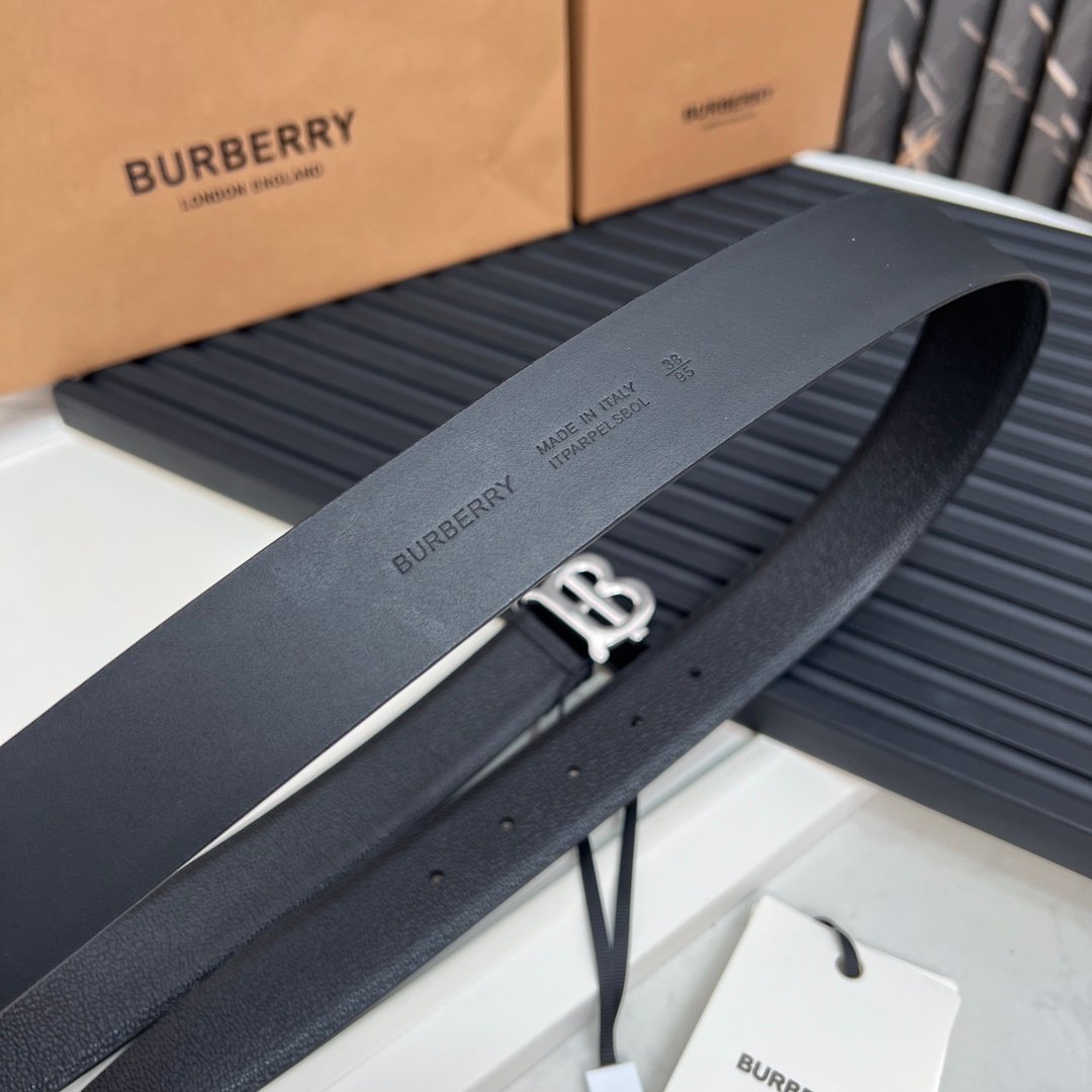 BURBERRY
