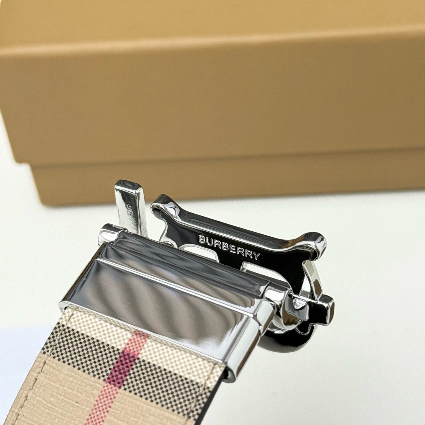 BURBERRY