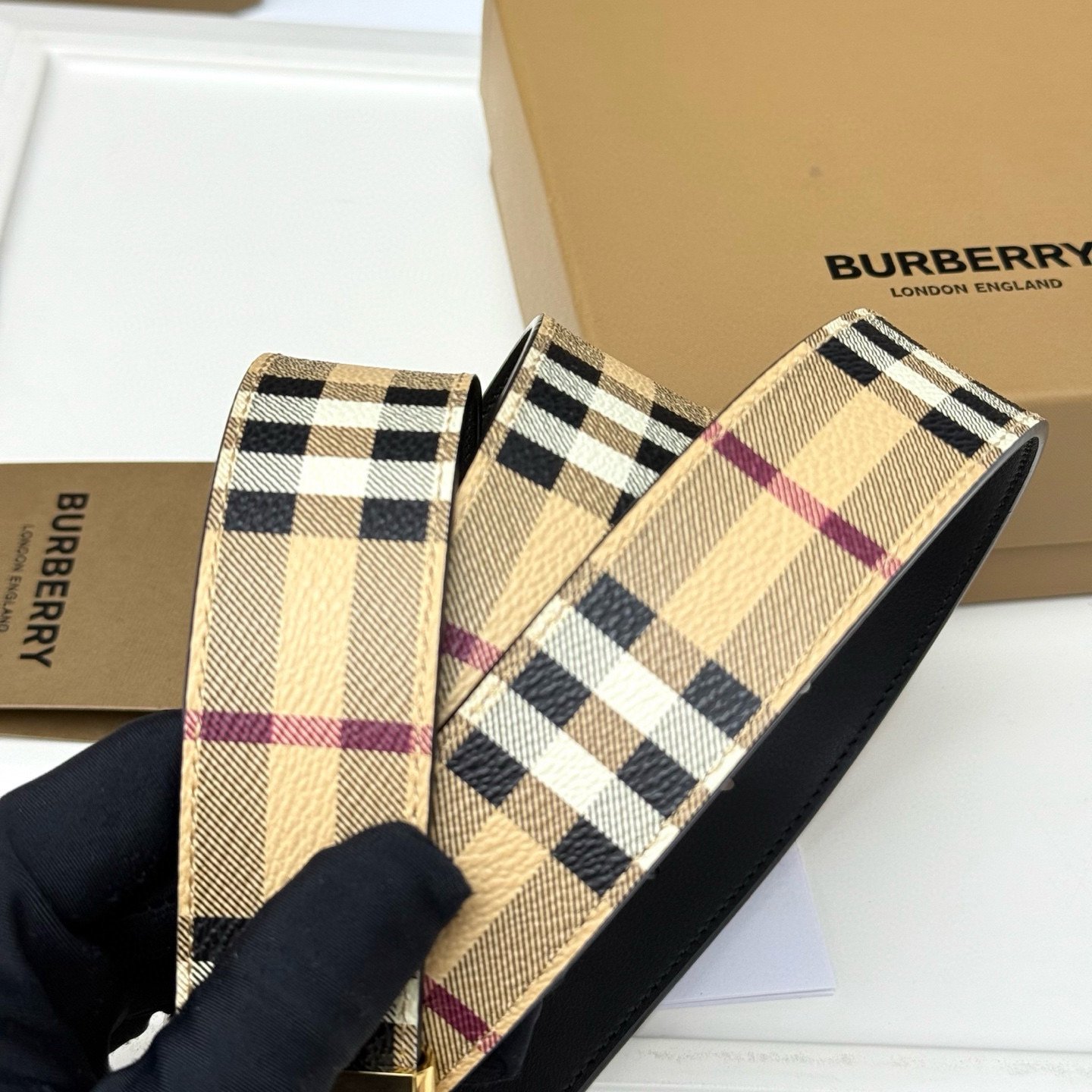 BURBERRY