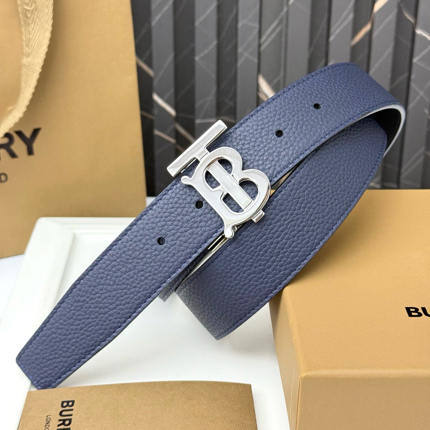 BURBERRY