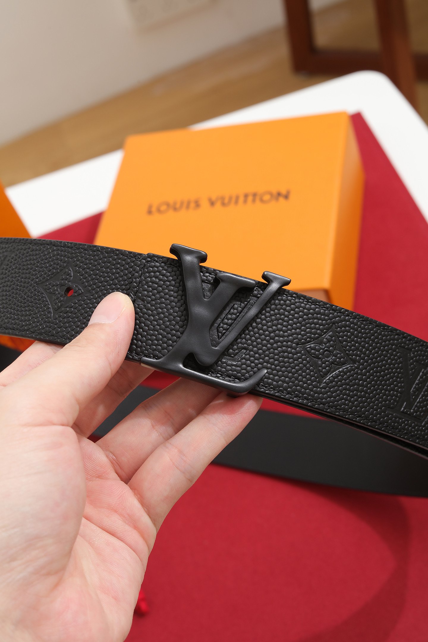 LV