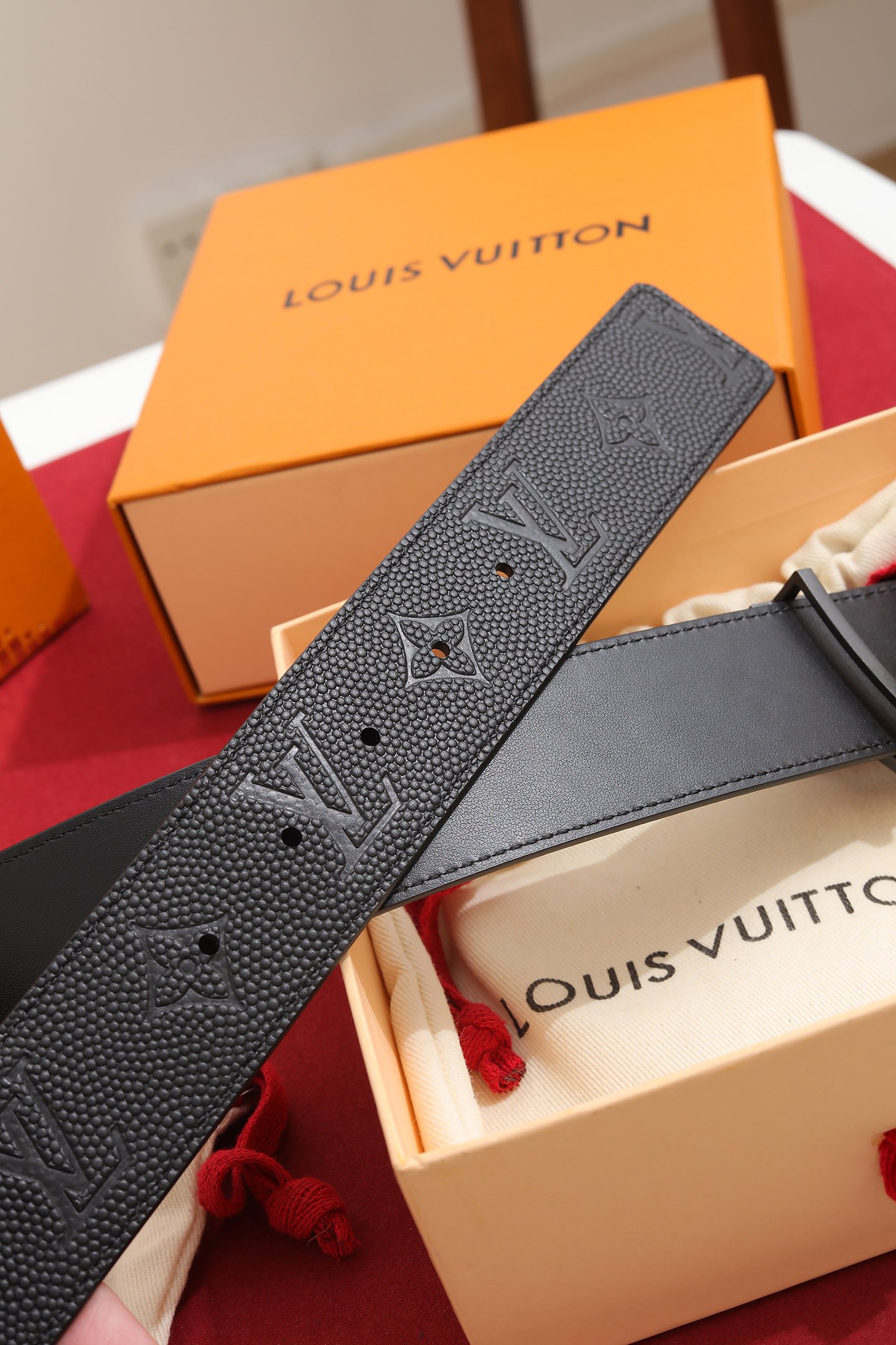 LV