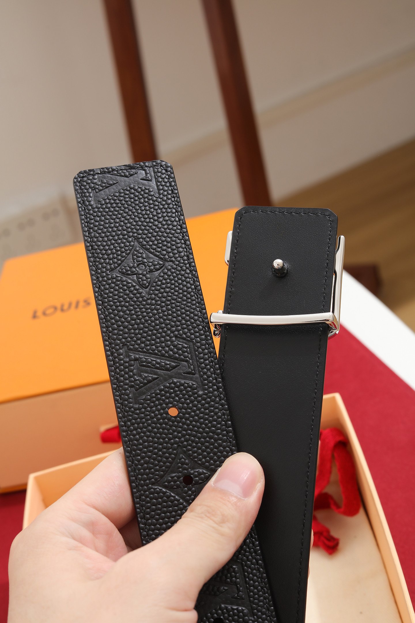 LV