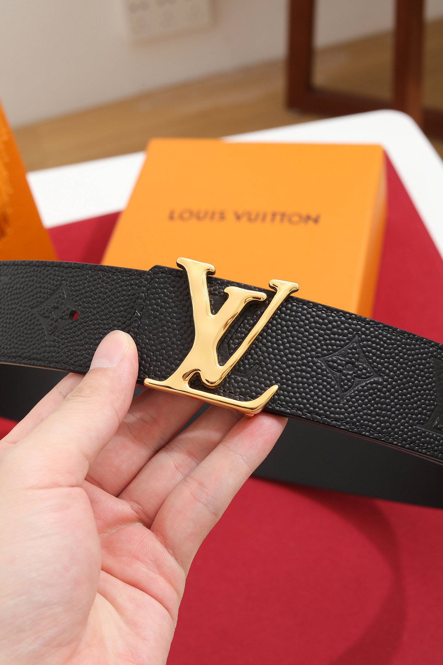 LV