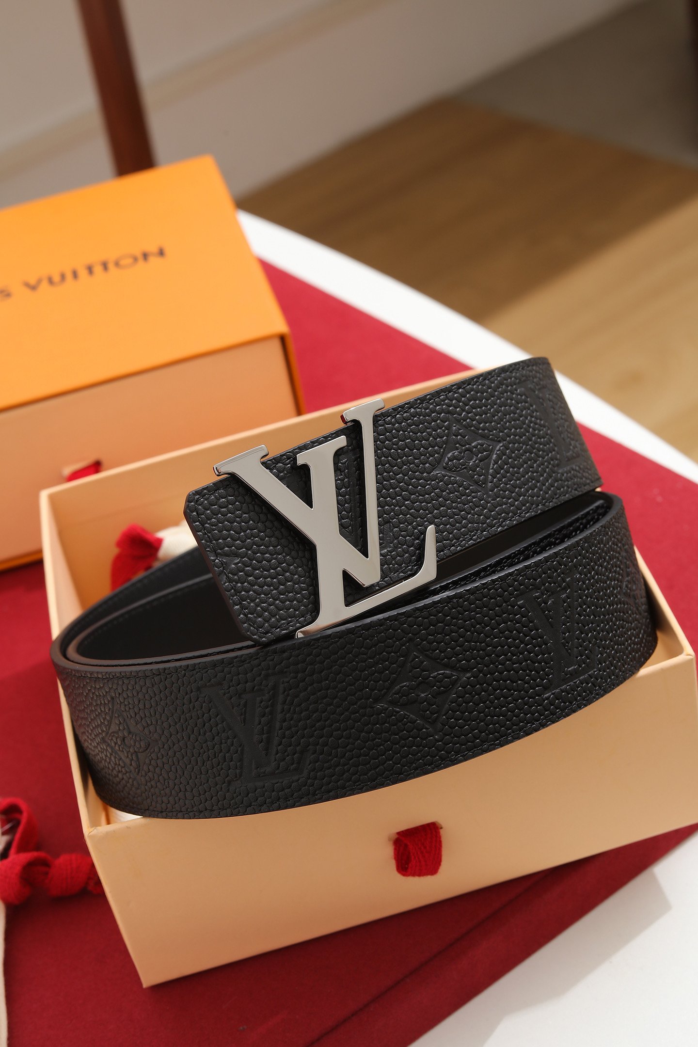 LV
