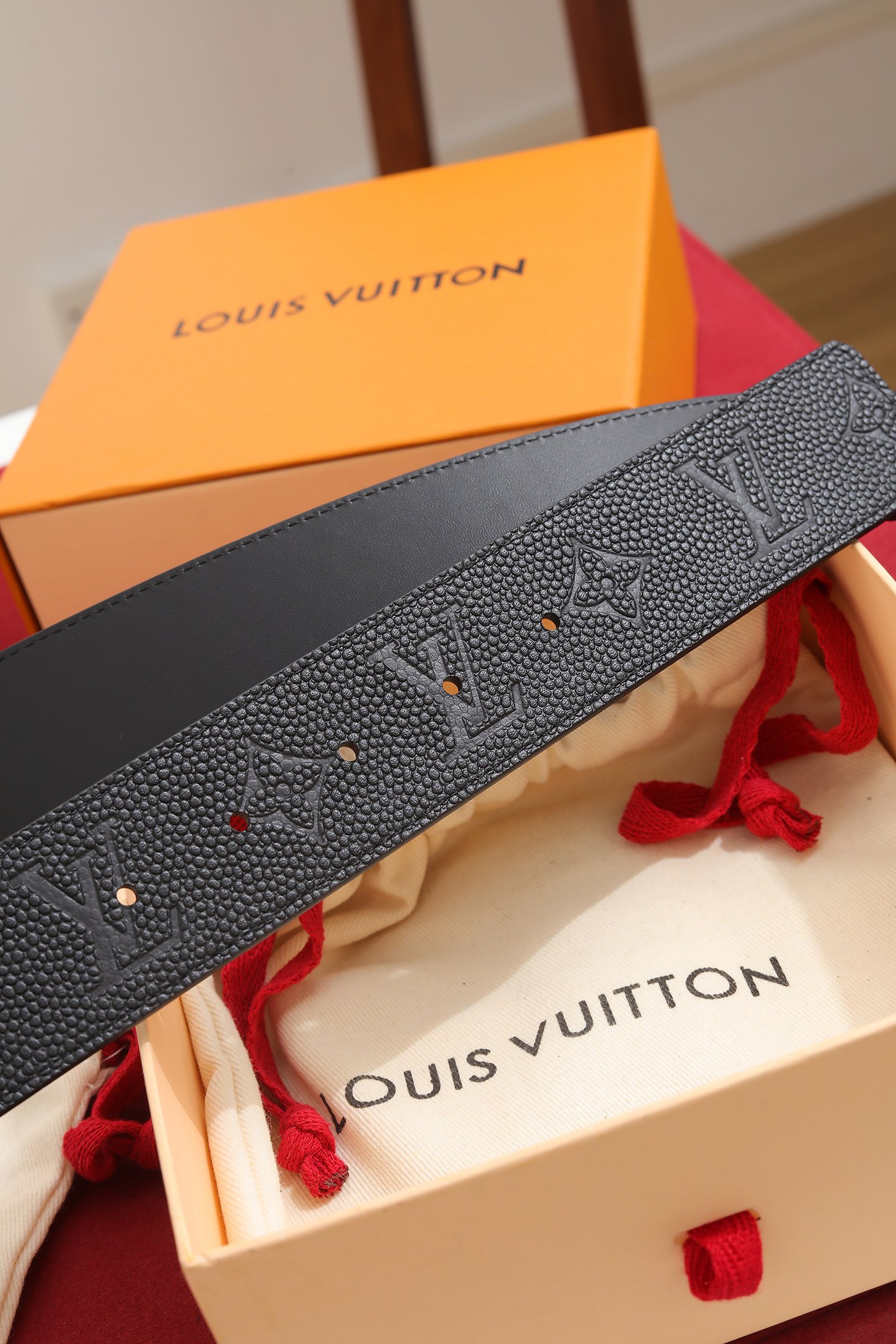 LV