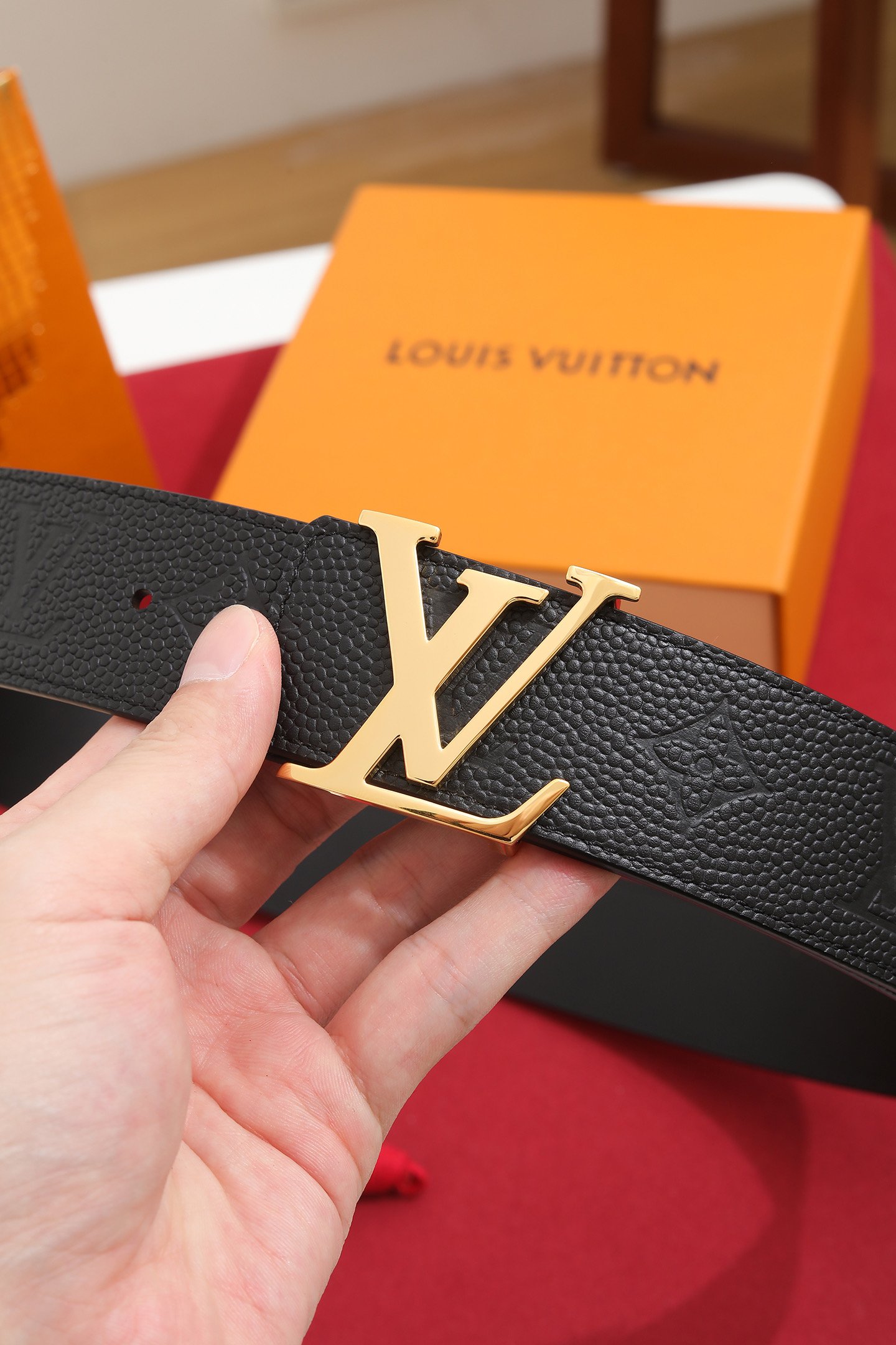 LV