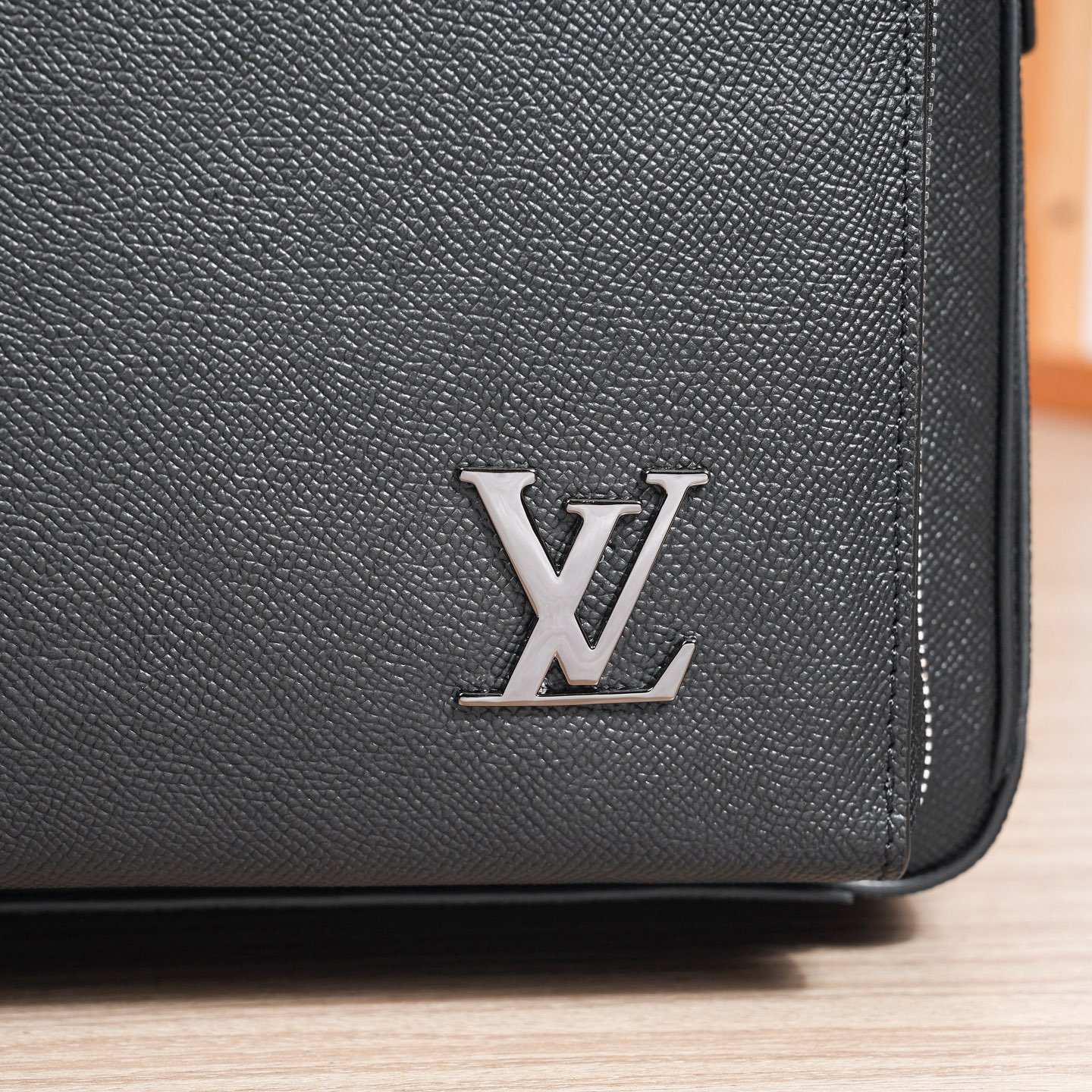 LV