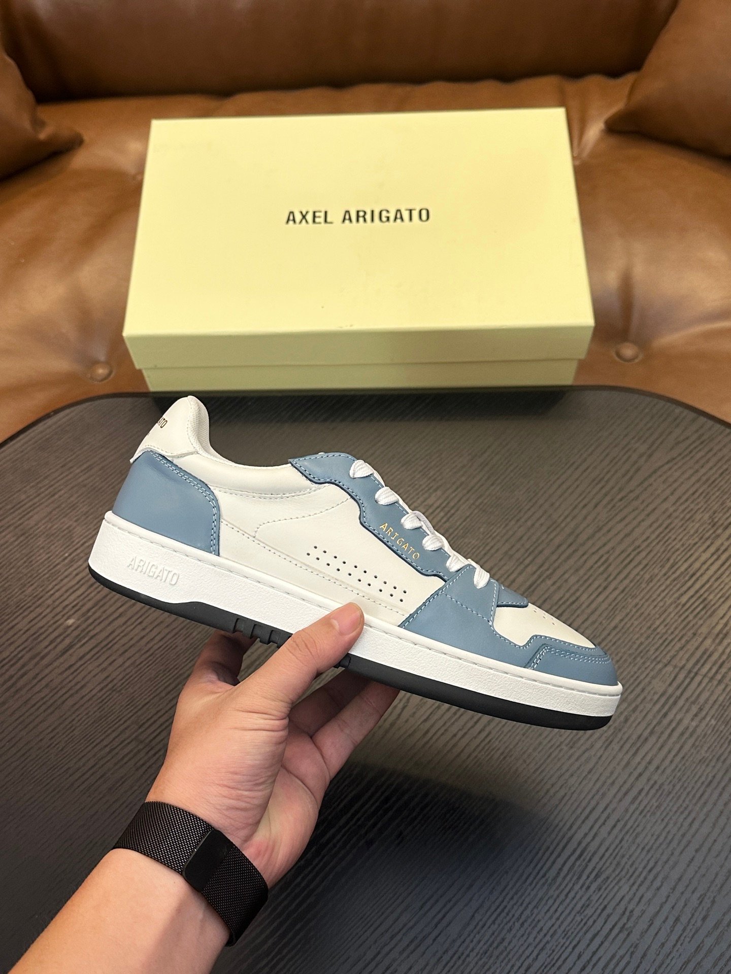 Axel Arigato