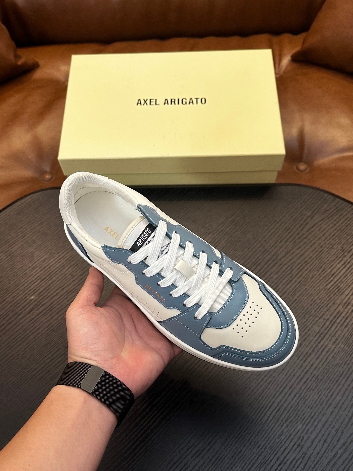 Axel Arigato