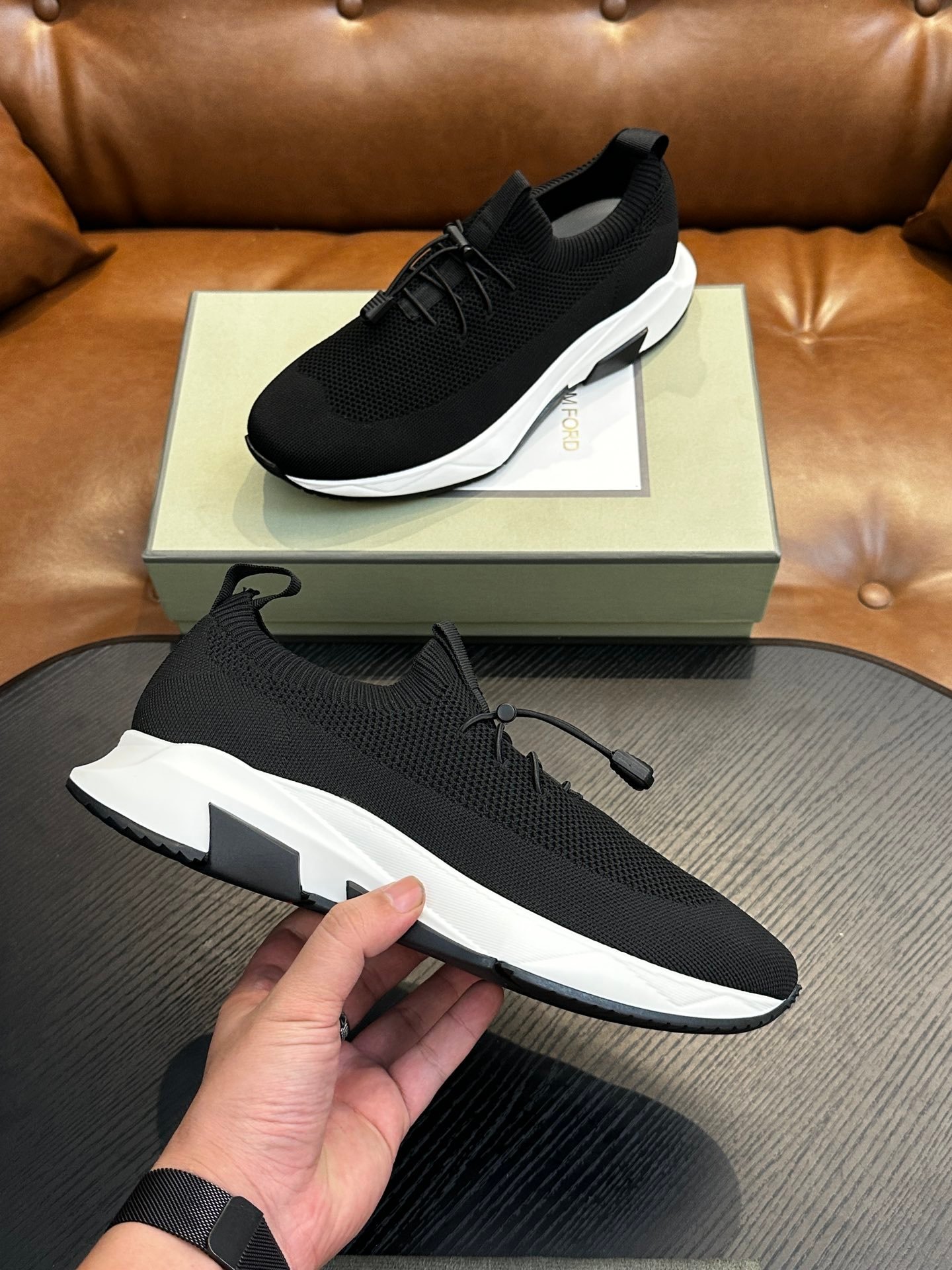 TOM FORD