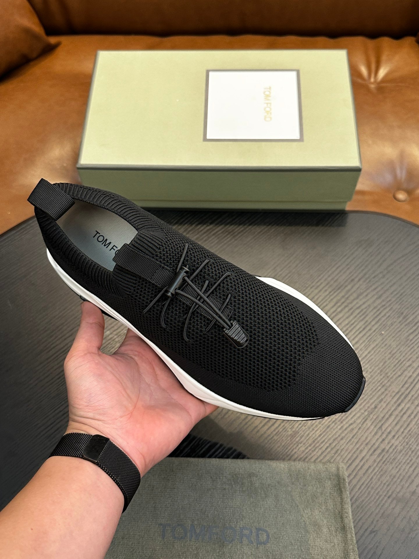 TOM FORD