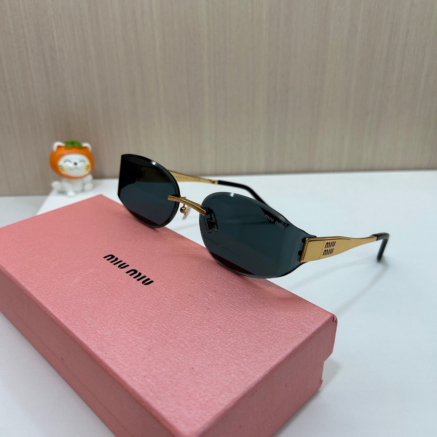 MIUMIU