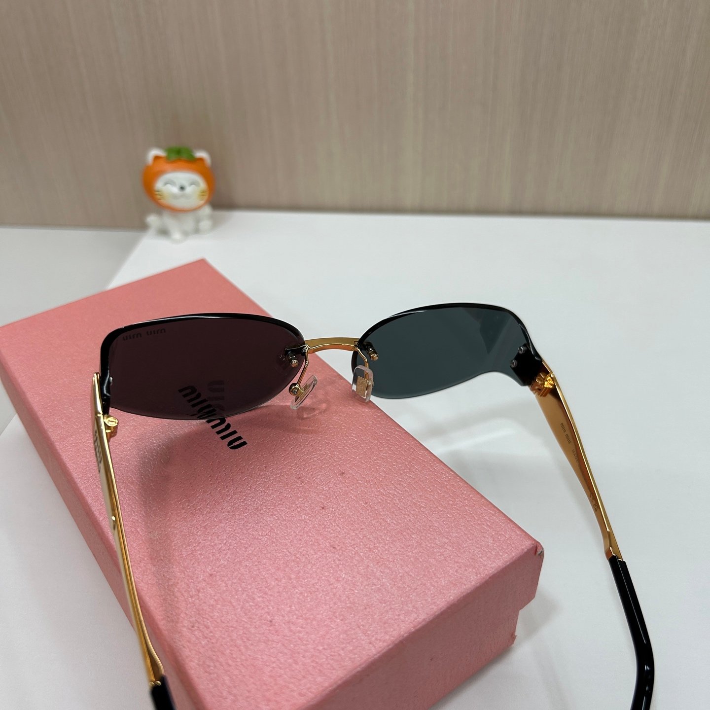 MIUMIU