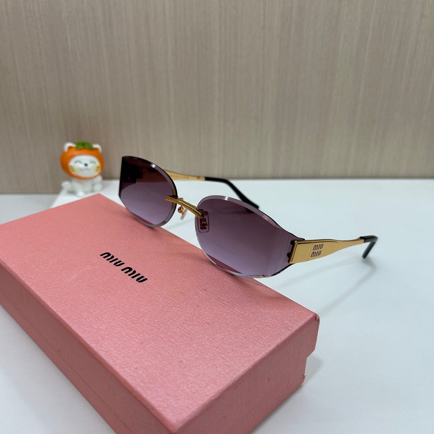 MIUMIU