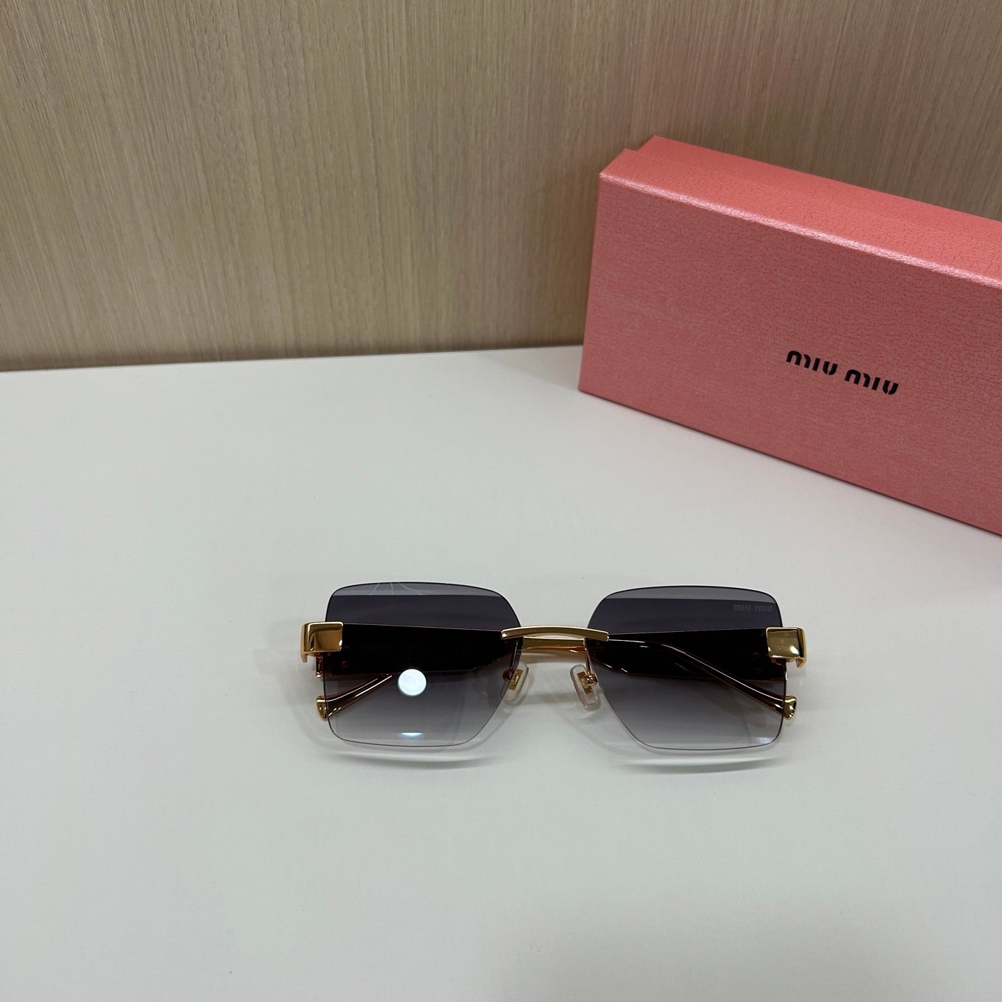 MIUMIU